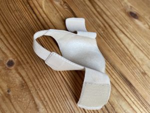 第五中足骨骨折用足型装具